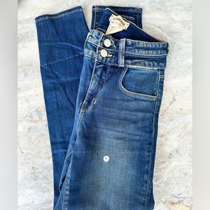 L’AGENCE - NWOT Blue Jeans